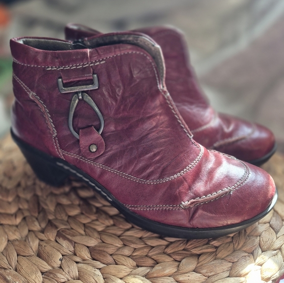 Josef Seibel Burgundy Ankle Boots Size 7.5 - Picture 1 of 5